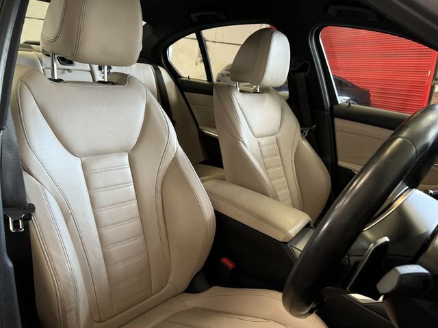 BMW 3 Series 320I M Sport Step Black #24