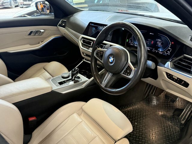 BMW 3 Series 320I M Sport Step Black #25