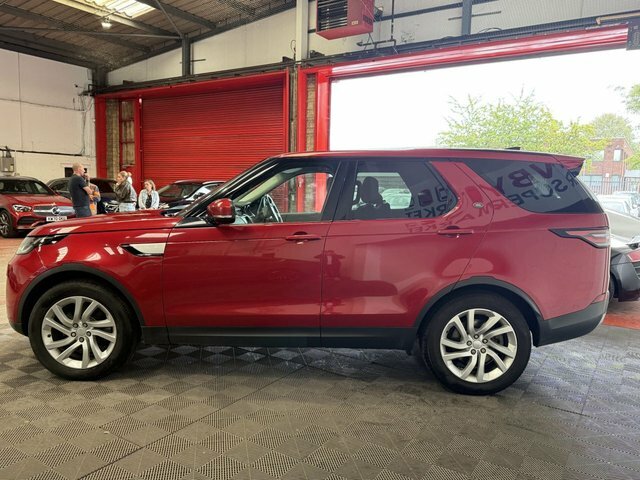 Land Rover Discovery Automatic Red #5