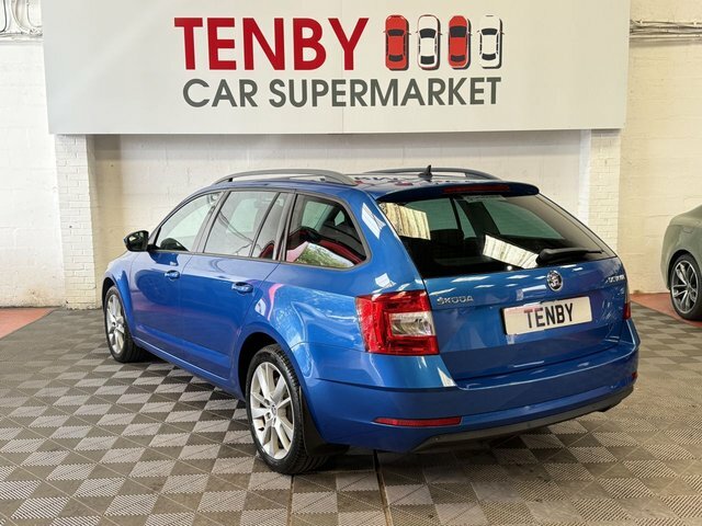 Skoda Octavia Automatic Blue #6