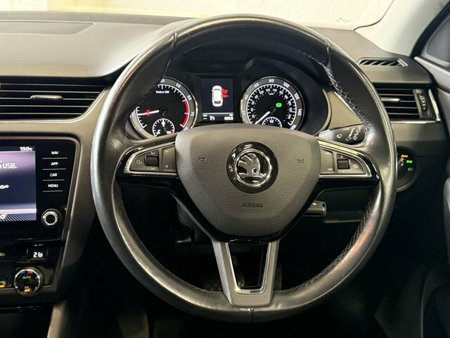 Skoda Octavia 2.0 Tdi Cr Se Technology Silver #29