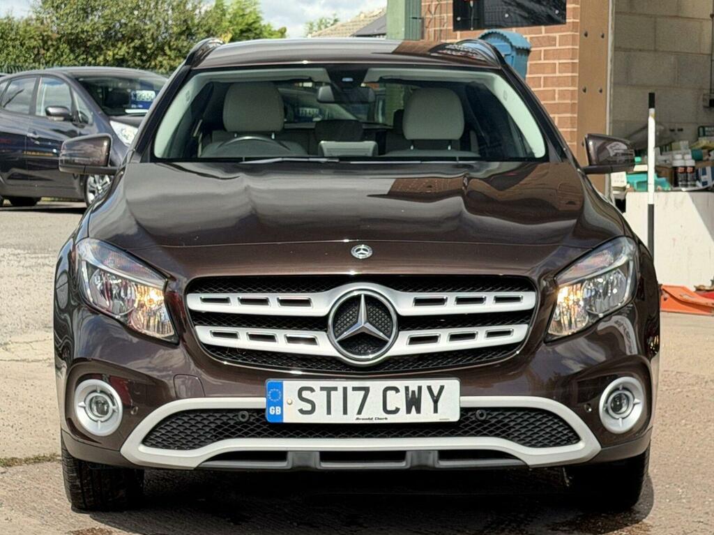 Mercedes-Benz GLA Class 2.1 Gla200d Se Executive Euro 6 Ss Brown #2