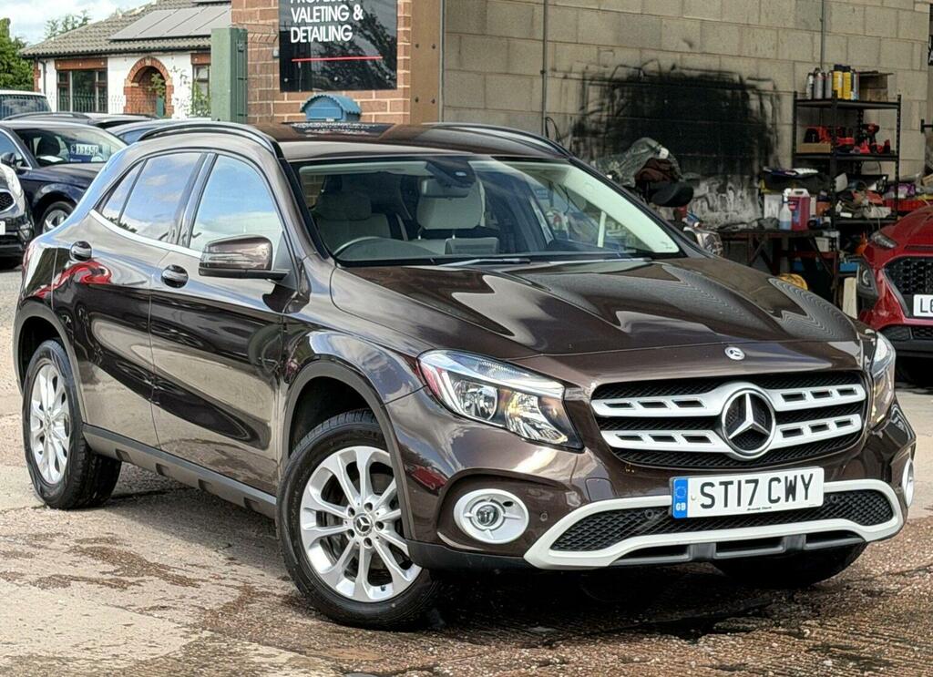 Mercedes-Benz GLA Class 2.1 Gla200d Se Executive Euro 6 Ss Brown
