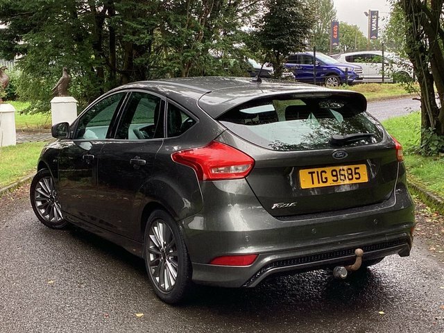 Ford Focus Tdci St-line Hatchback TIG9685 Grey #4