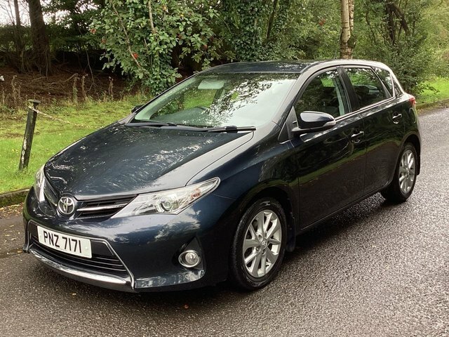 Toyota Auris D-4d Icon Hatchback Grey #3