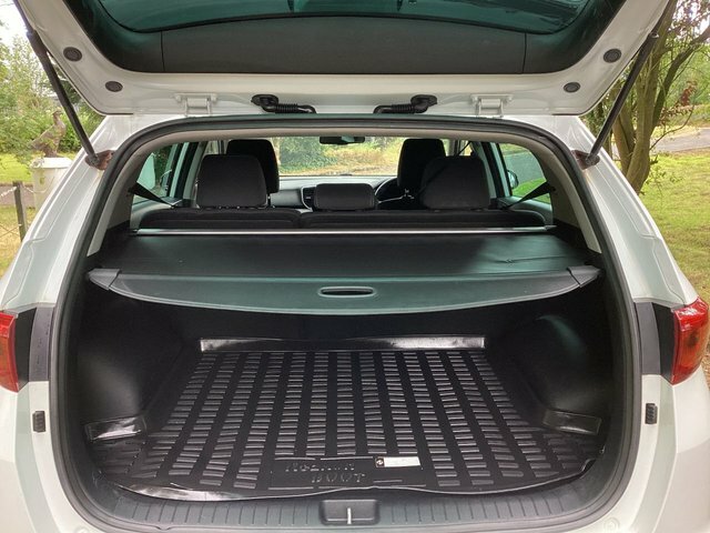 Kia Sportage Crdi First Edition Black #13