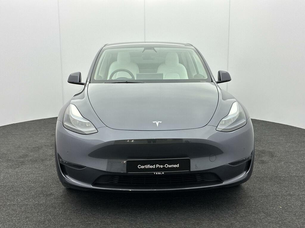 Tesla Model Y Long Range Silver #2