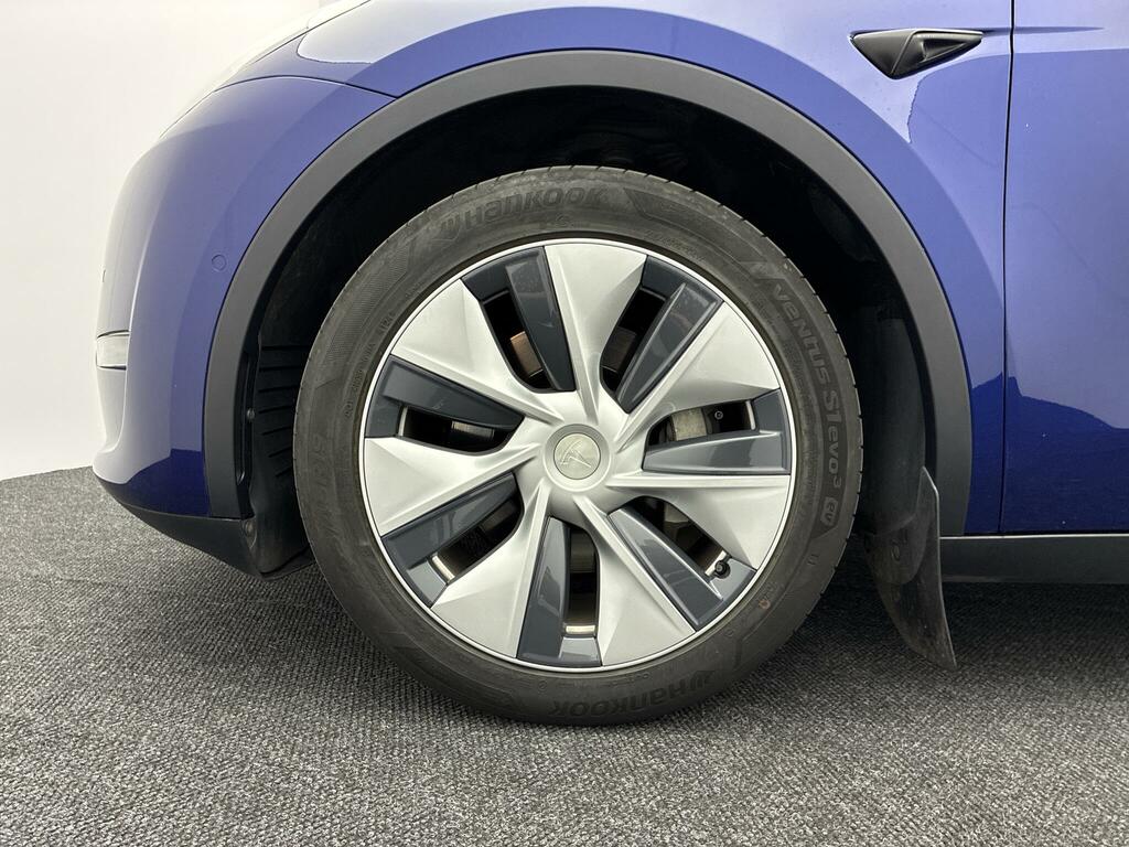 Tesla Model Y Long Range Blue #4