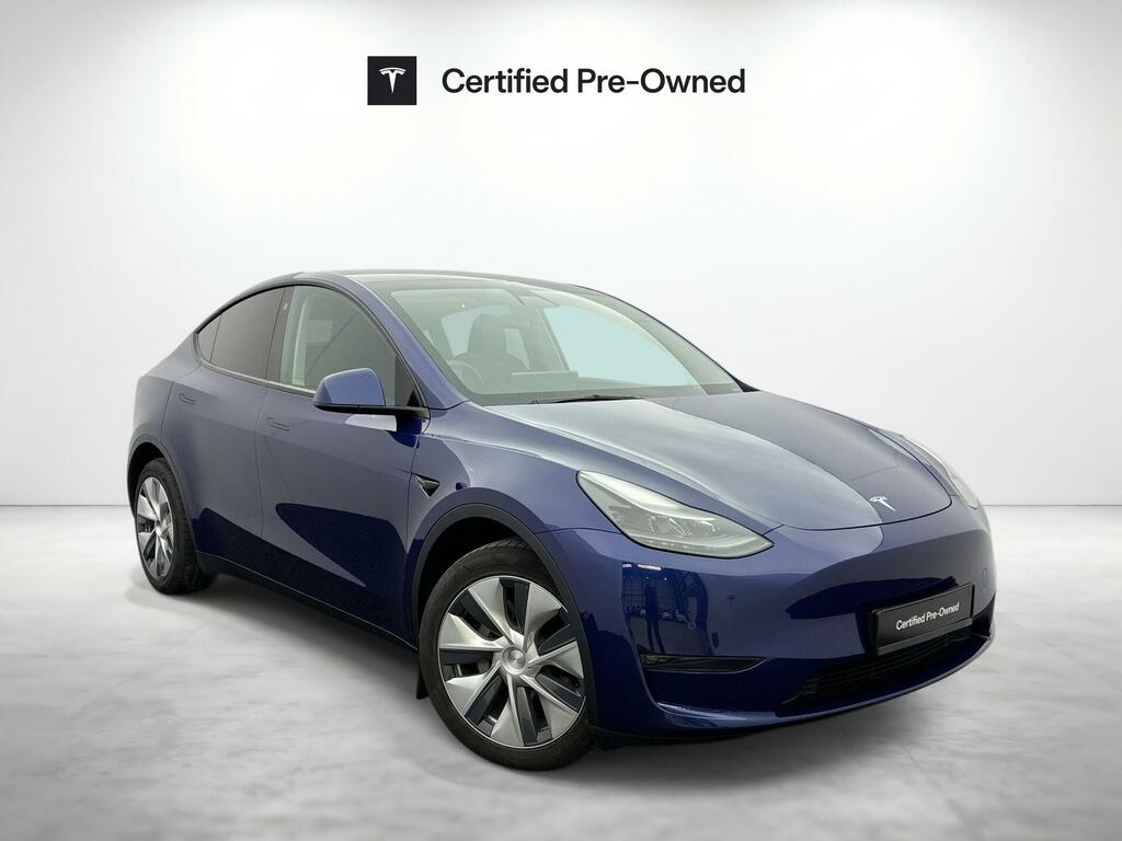 Tesla Model Y Long Range Blue
