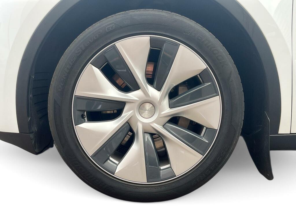 Tesla Model Y Long Range White #4