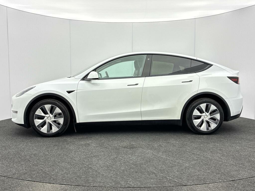 Tesla Model Y Long Range White #6