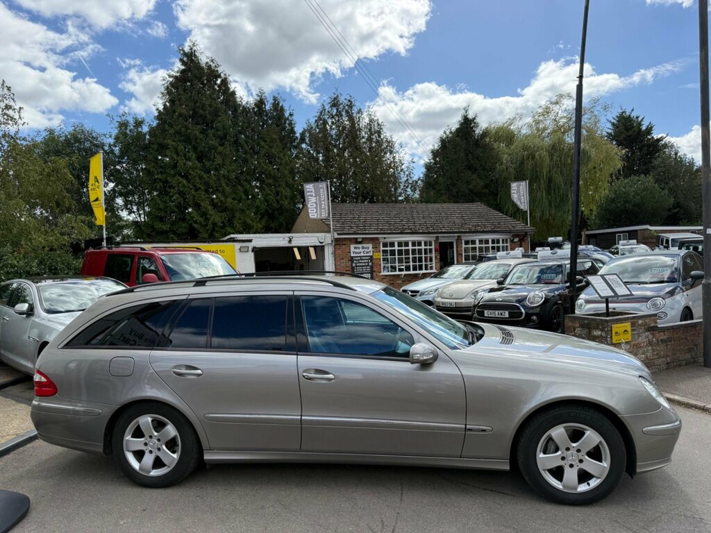 Mercedes-Benz E Class 3.0 E320 Cdi Avantgarde G-tronic Silver #3