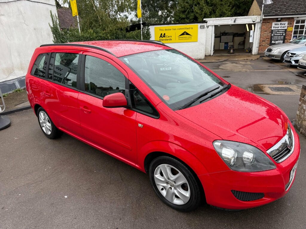Vauxhall Zafira 1.6 16V Exclusiv Euro 5 Red