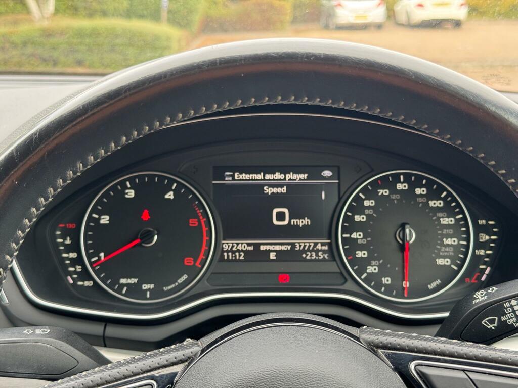 Audi A4 Avant S Line Black #6