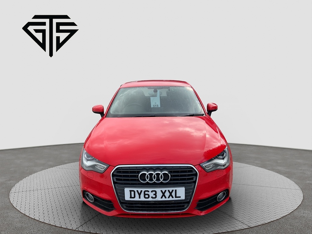 Audi A1 Sportback 1.4Tfsi Red #6