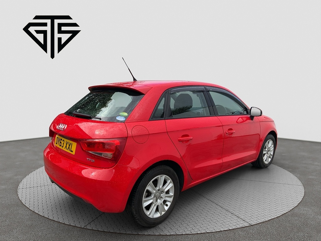 Audi A1 Sportback 1.4Tfsi Red