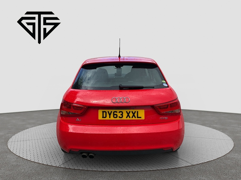 Audi A1 Sportback 1.4Tfsi Red #2
