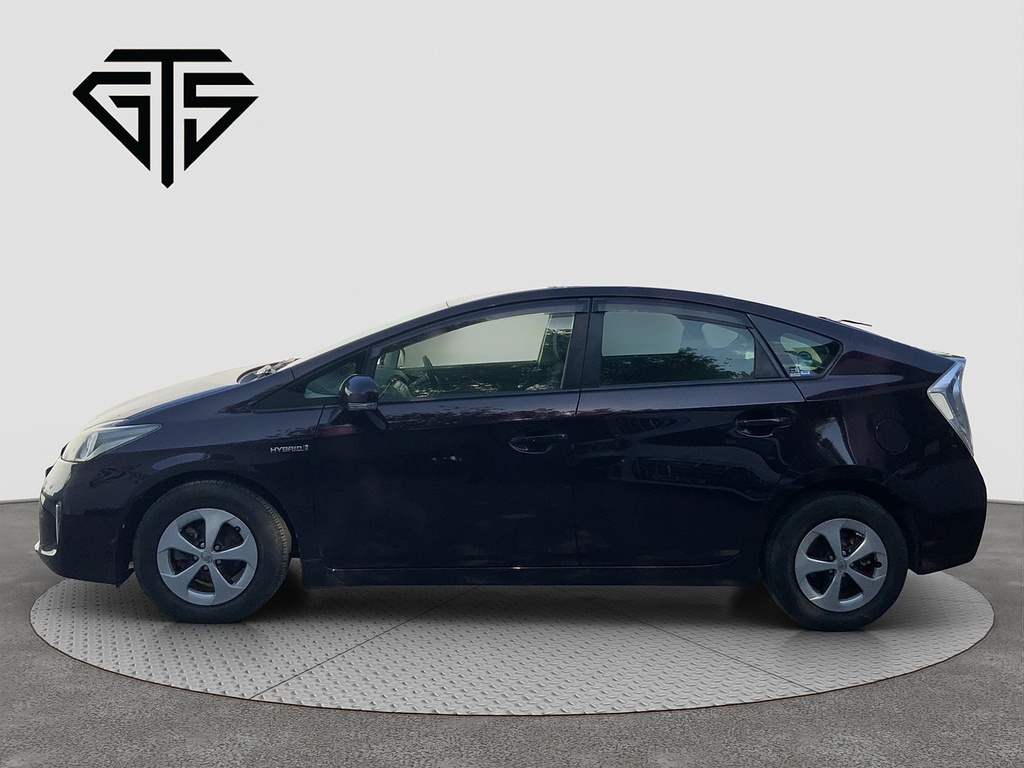 Toyota Prius S Purple #6