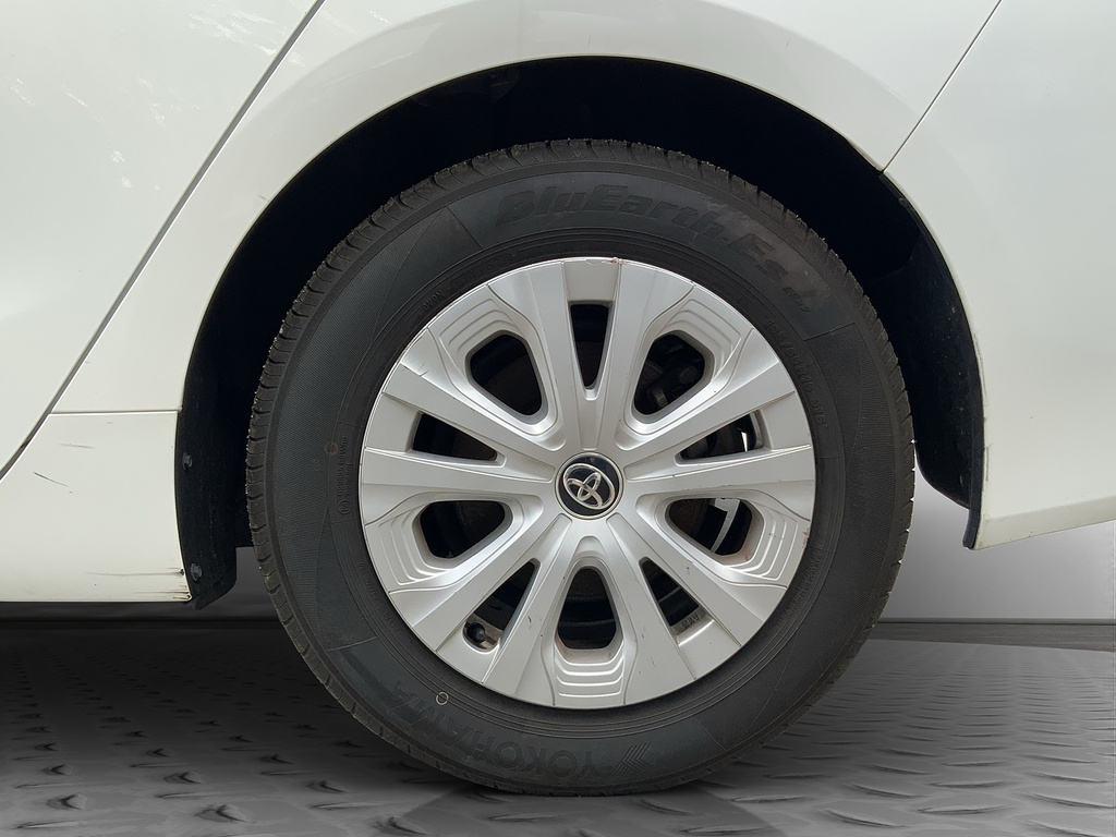 Toyota Prius 1.8 Vvti Active Cvt Blue #18