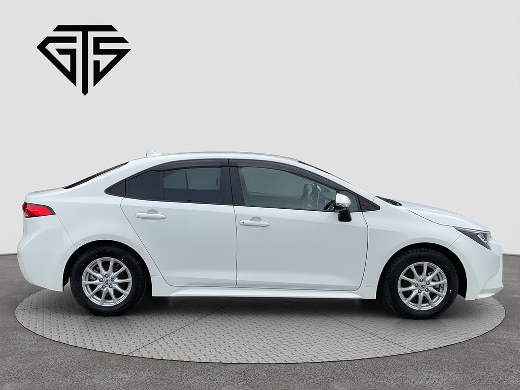 Toyota Corolla Hybrid G-x #2