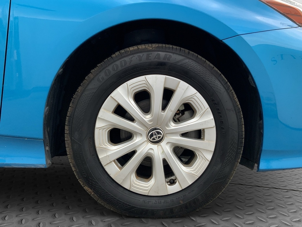 Toyota Prius S Safetyplus2  #17
