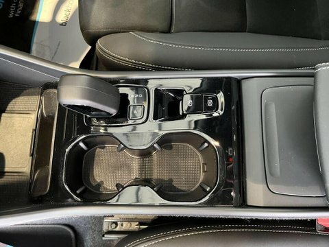 Volvo XC40 2.0 B3 Mhev #5