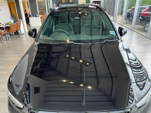 Volvo XC40 Plus Black #46