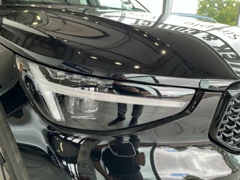 Volvo XC40 Plus Black #36