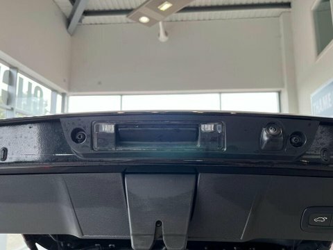 Volvo XC40 Plus Black #49