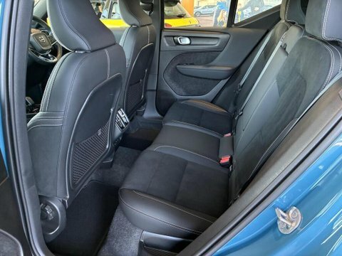 Volvo XC40 2022 72 2.0 #13