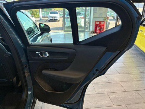 Volvo XC40 2022 72 2.0 #25