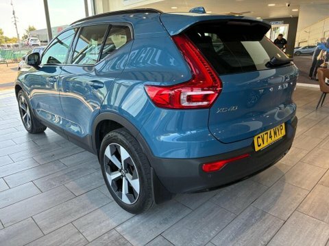 Volvo XC40 2022 72 2.0 #2