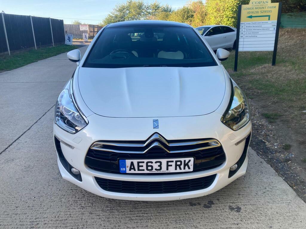 Citroen DS5 2.0 H E-hdi Airdream Dsport Hatchback White #2
