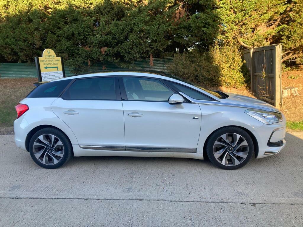 Citroen DS5 2.0 H E-hdi Airdream Dsport Hatchback White #5