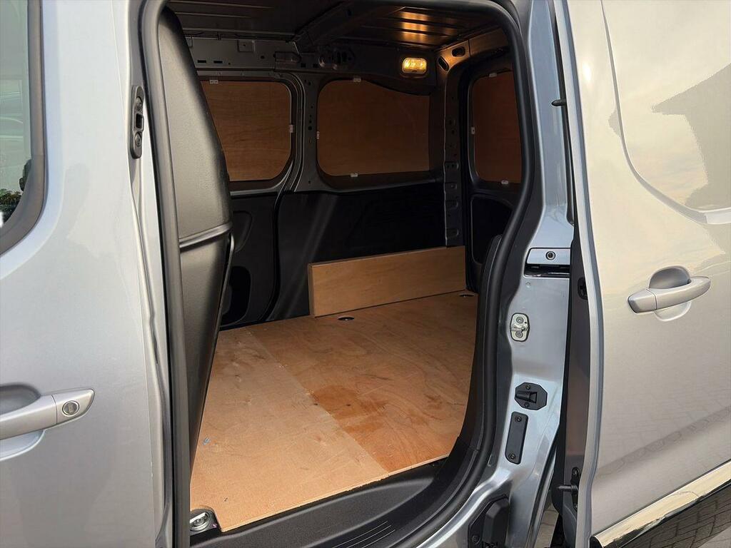 Fiat Doblo 1.5 Multijet 100 H1 Van White #23
