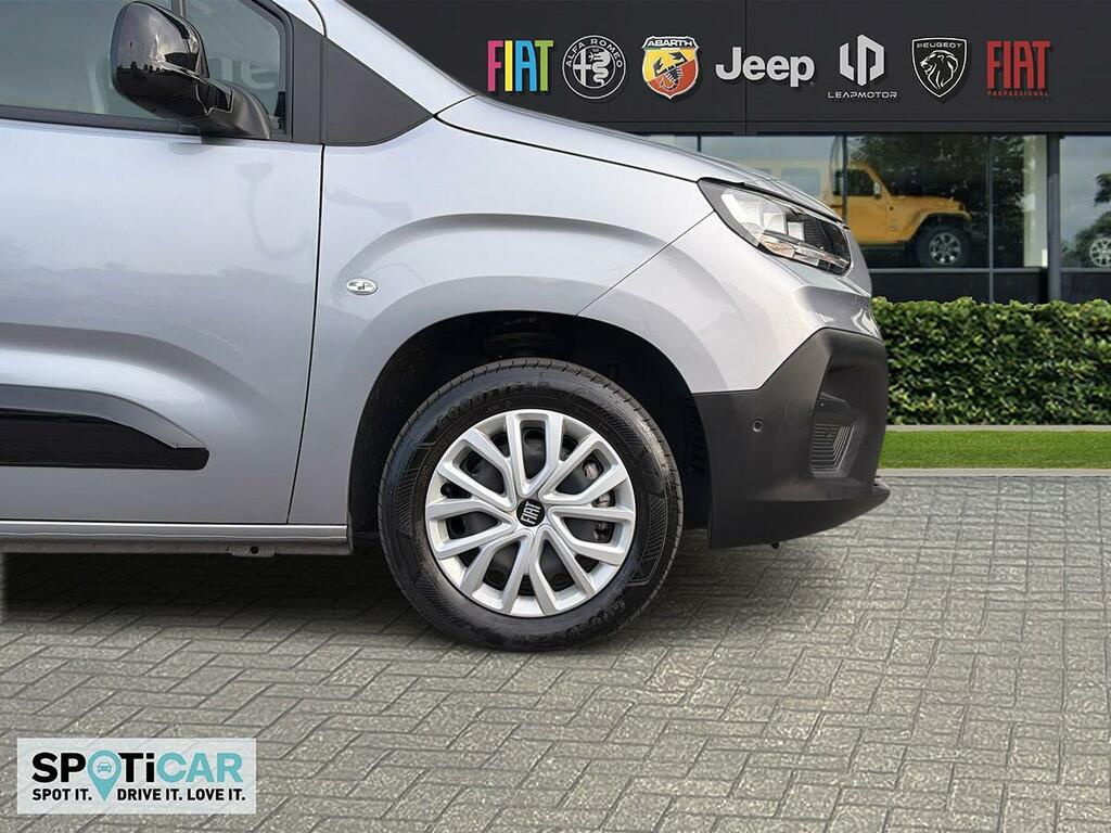 Fiat Doblo 1.5 Multijet 100 H1 Van White #9
