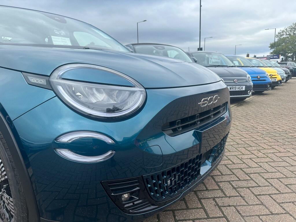Fiat 600 1.2 1.2 Mhev La Prima Suv Hybrid E-dct Green #5