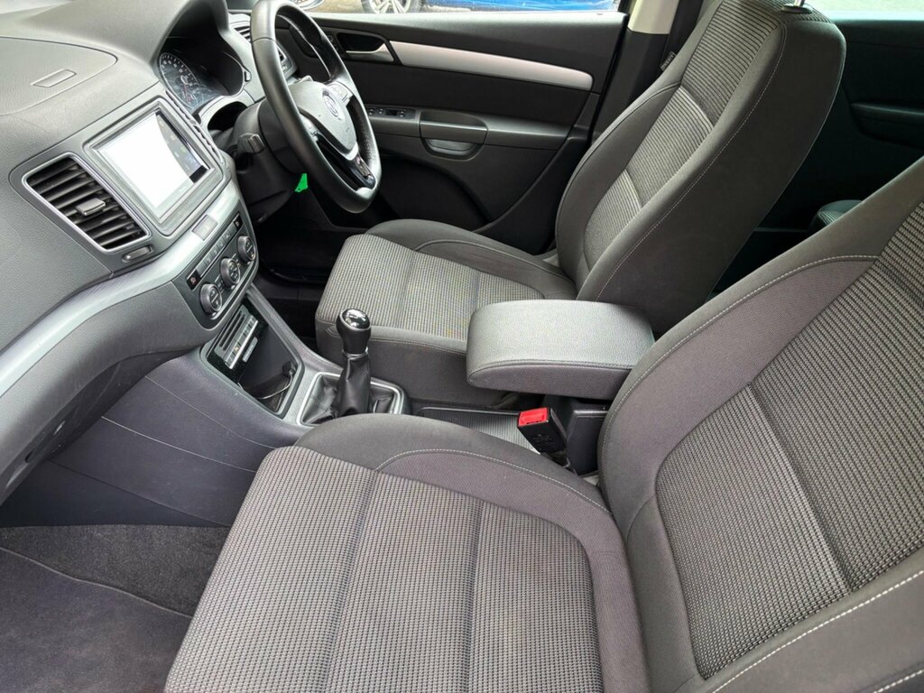 Volkswagen Sharan  Red #7