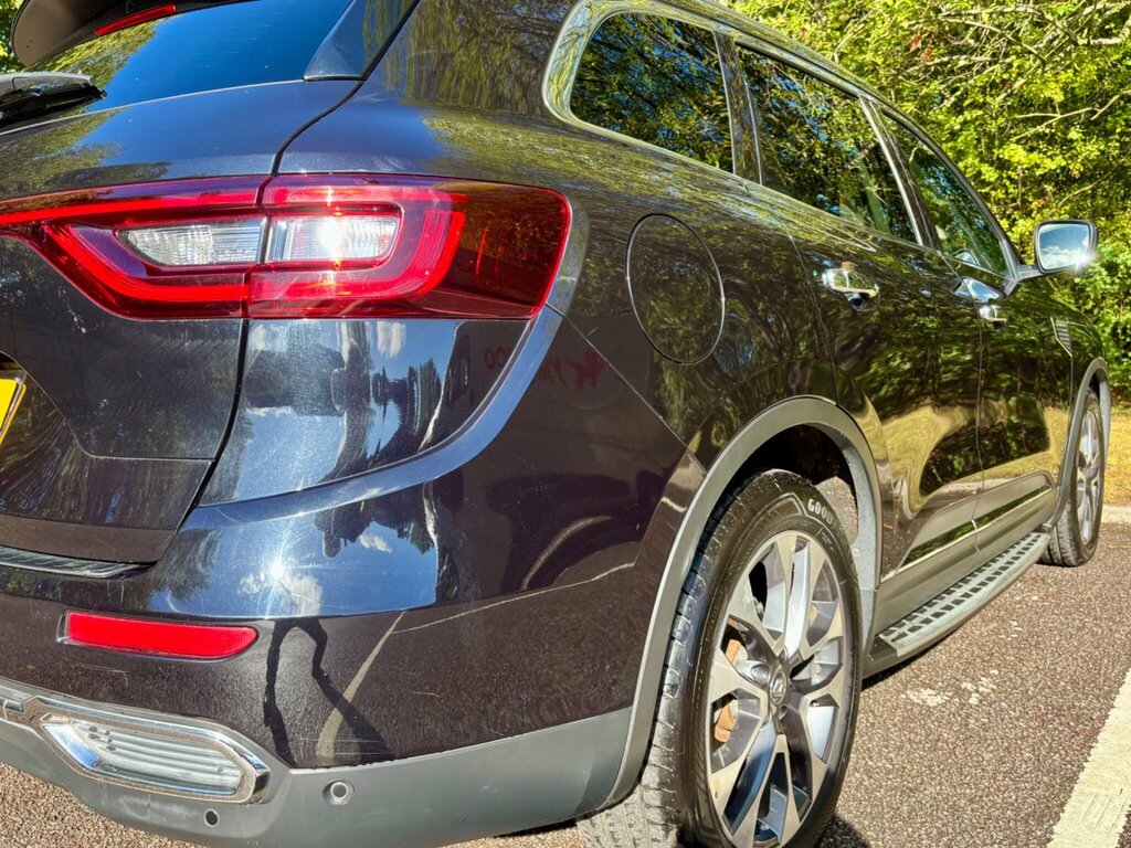 Renault Koleos 2.0 Gt Line Dci X-tronic 175 Bhp White #32