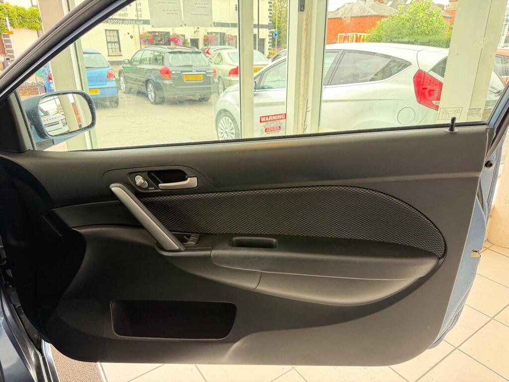Honda Civic 1.6 I-vtec Executive Black #15