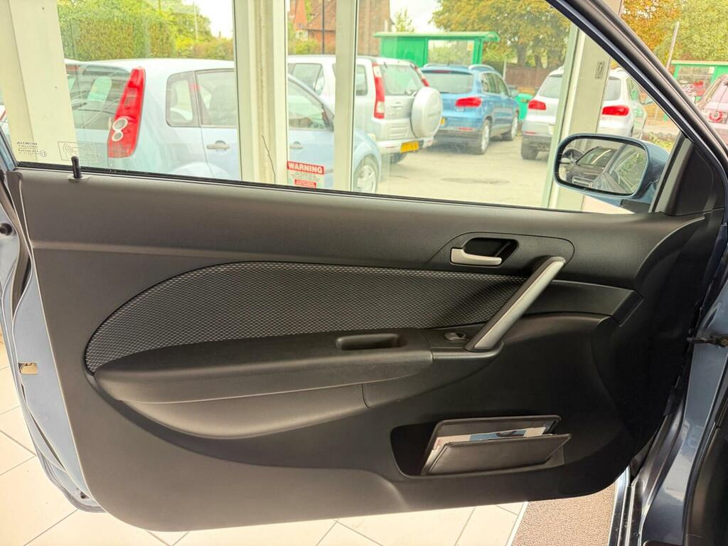 Honda Civic 1.6 I-vtec Executive Black #14