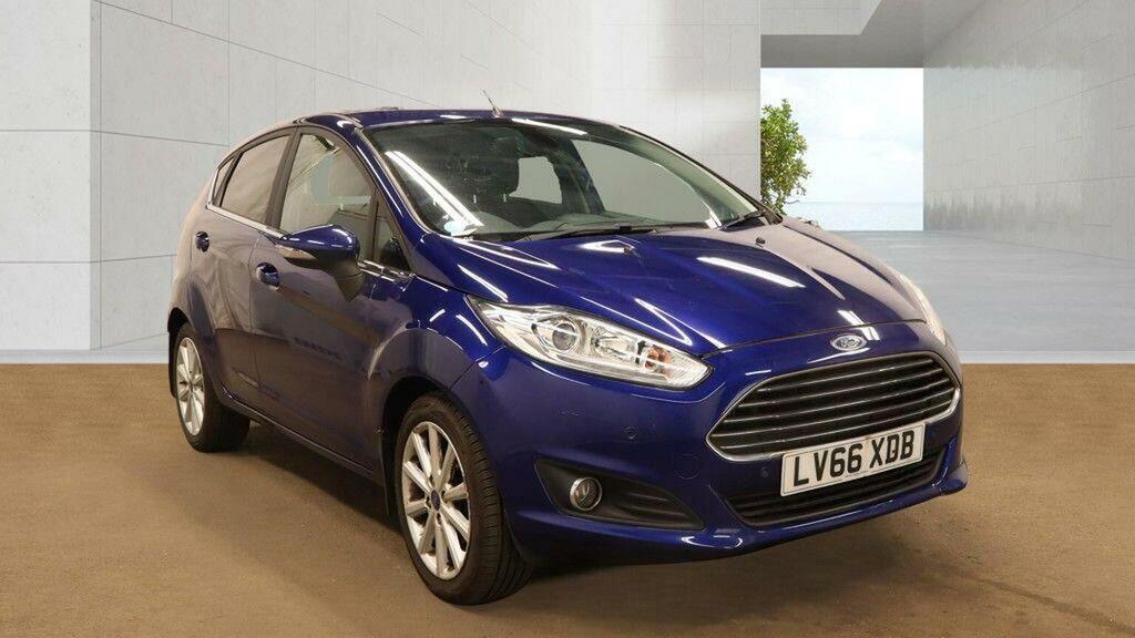 Ford Fiesta 1.0T Ecoboost Titanium Euro 6 Ss Blue