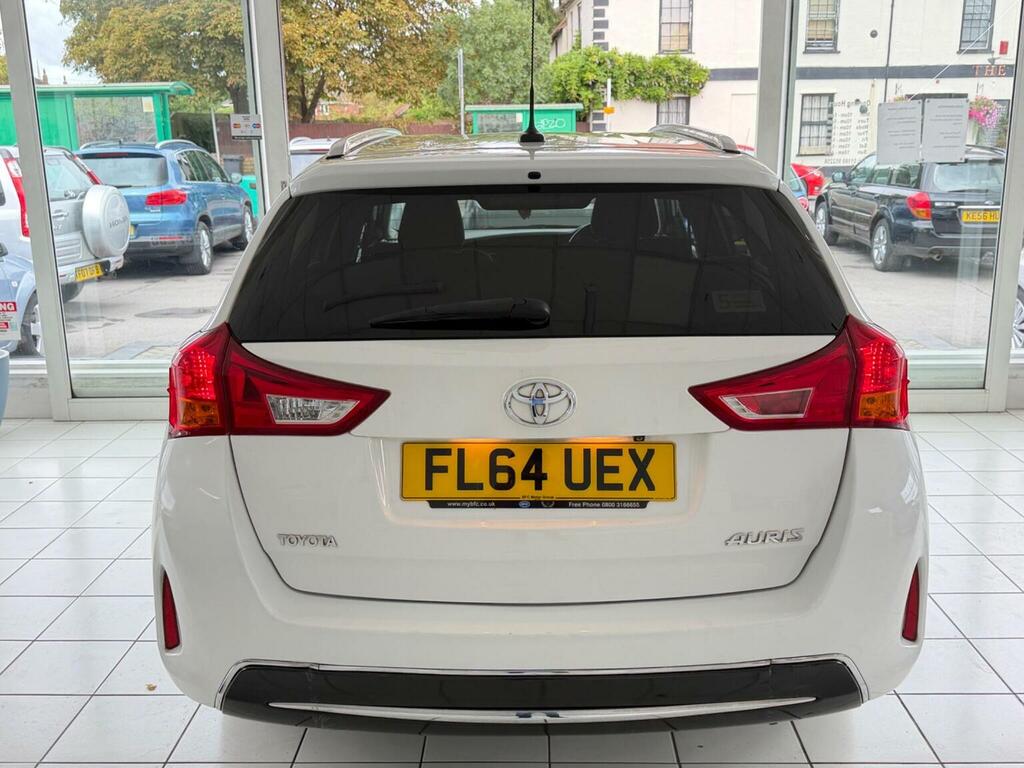 Toyota Auris 1.6 V-matic Icon Touring Sports Euro 5 White #6