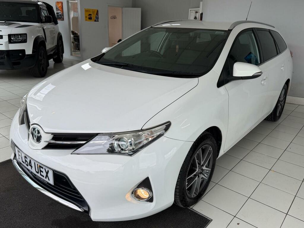 Toyota Auris 1.6 V-matic Icon Touring Sports Euro 5 White #3