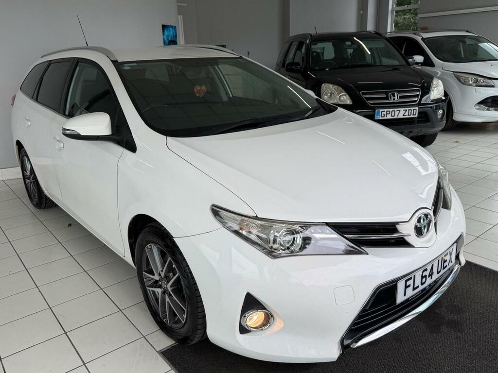 Toyota Auris 1.6 V-matic Icon Touring Sports Euro 5 White