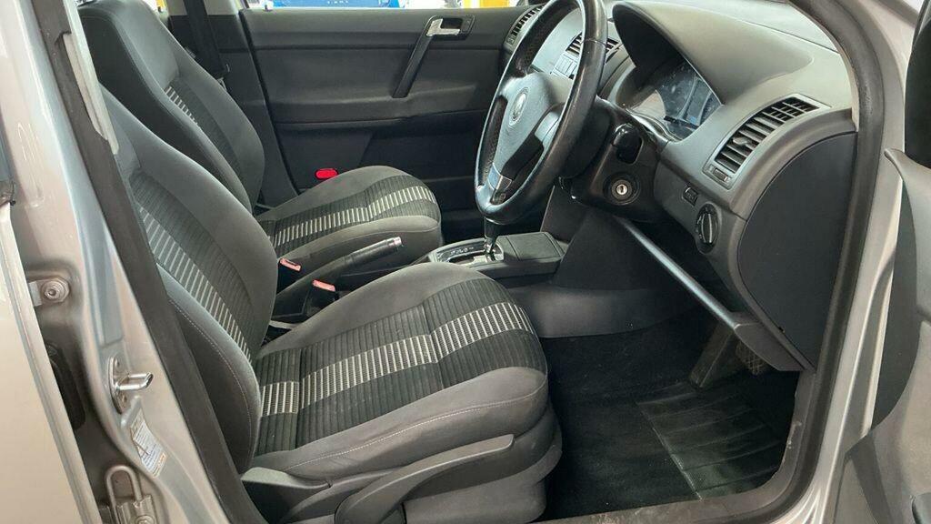 Volkswagen Polo Match Blue #4