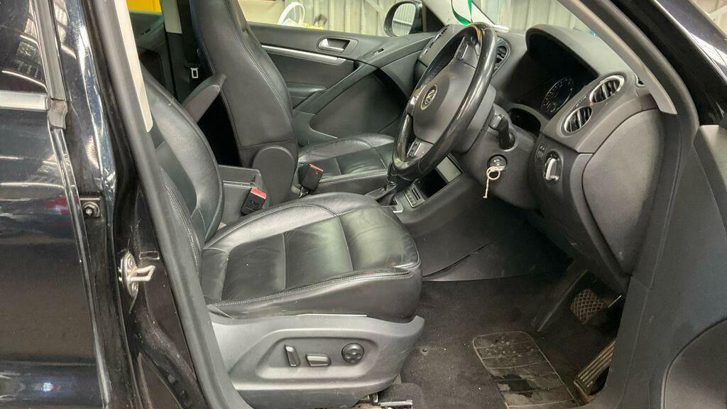Volkswagen Tiguan Suv 2.0 Tdi Bluemotion Tech Se Dsg 4Wd Euro 5 Ss Black #4
