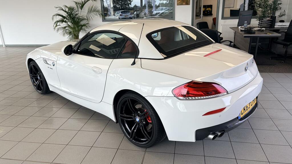 BMW Z4 Convertible White #17