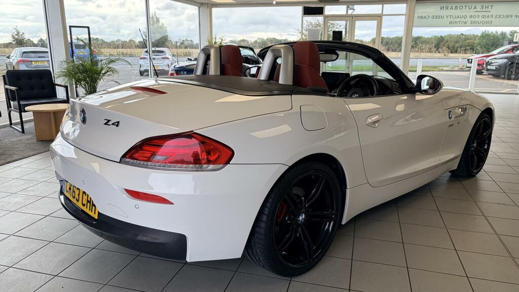 BMW Z4 Convertible White #8