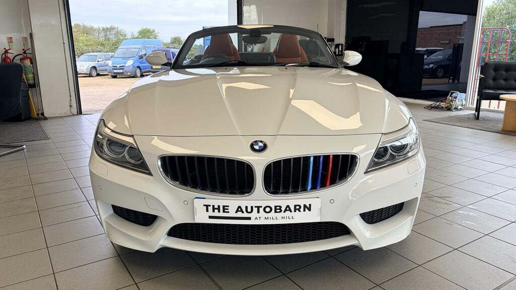 BMW Z4 Convertible White #11